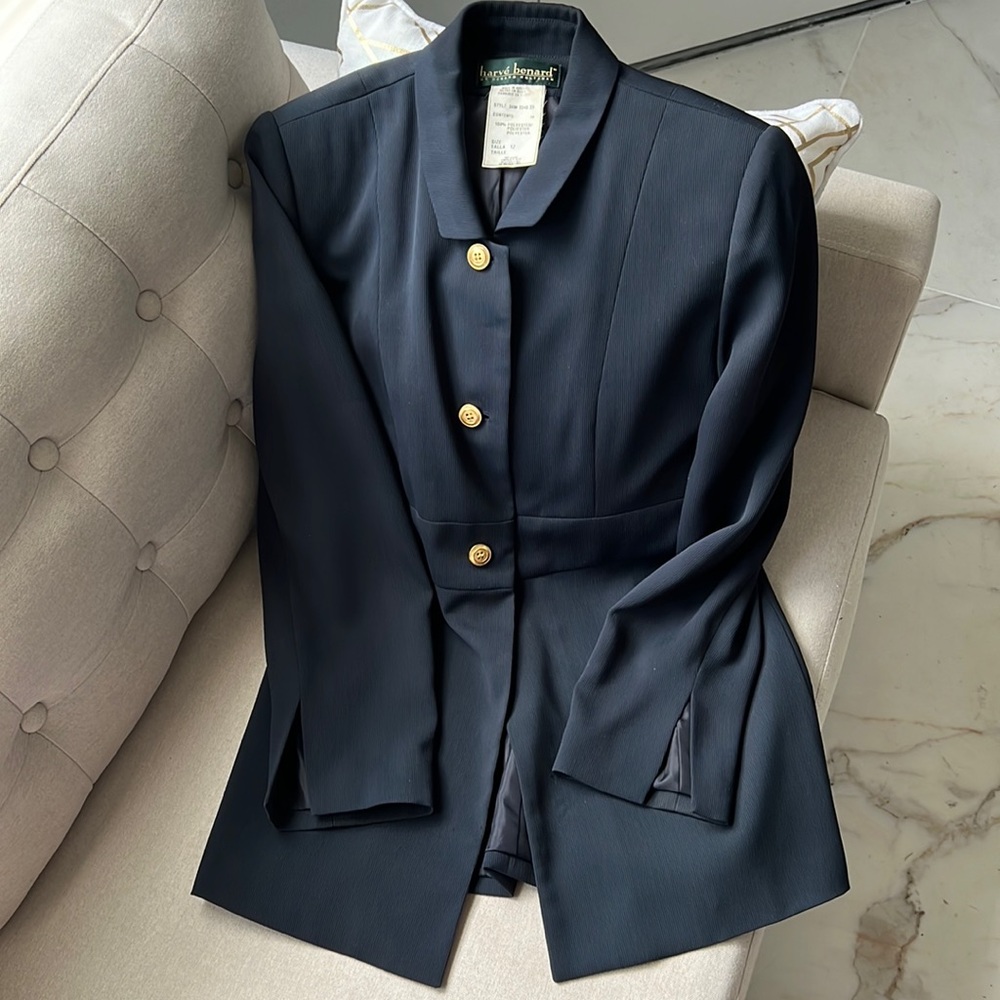 Harve Benard Women’s 2Pc